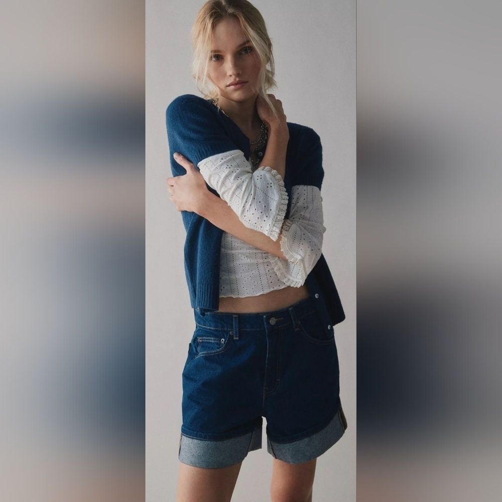 BDG Indie Mid-rise Cuffed Demin Shorts Womens Size 24 NWT!